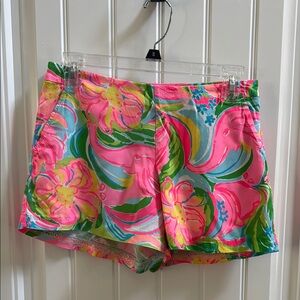 Vibrant Floral Women's Lily Pulitzer Shorts